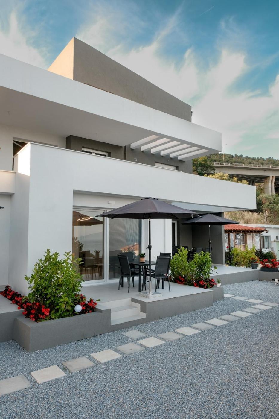 Aquarama Suites Nea Iraklitsa Buitenkant foto