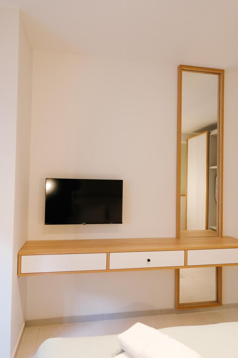 Aquarama Suites Nea Iraklitsa Buitenkant foto