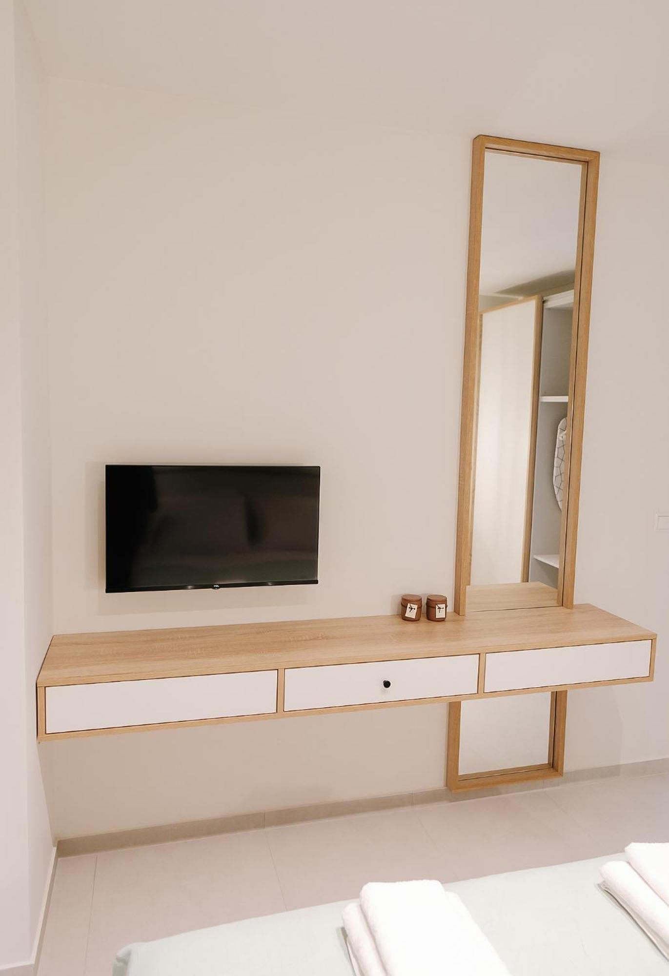 Aquarama Suites Nea Iraklitsa Buitenkant foto